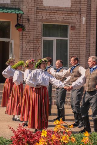 Deju kopa "Eži"
